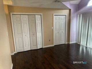 Building Photo - 433 Blake St