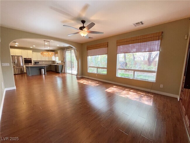 Building Photo - 11761 Del Sur Ave