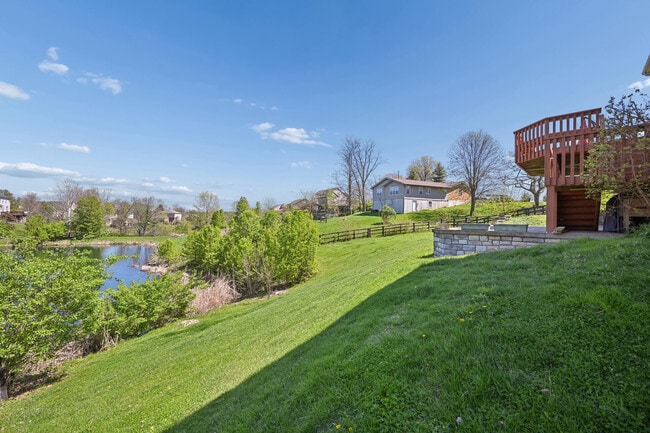 Building Photo - 3947 Buckhill Dr