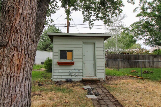 Building Photo - 3 Bedroom, 1 Bath Home in Central Richland