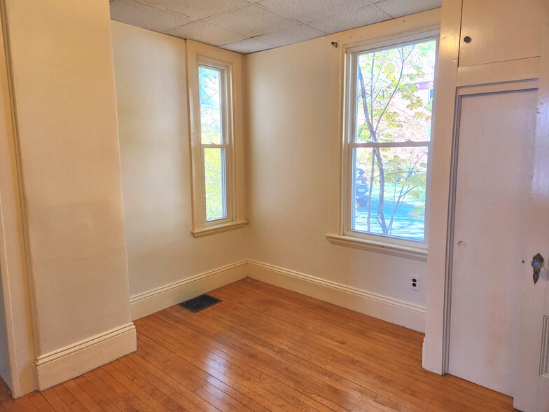 Room 3 - Office, living room, or dining room from Hallway - 46 Saunders St