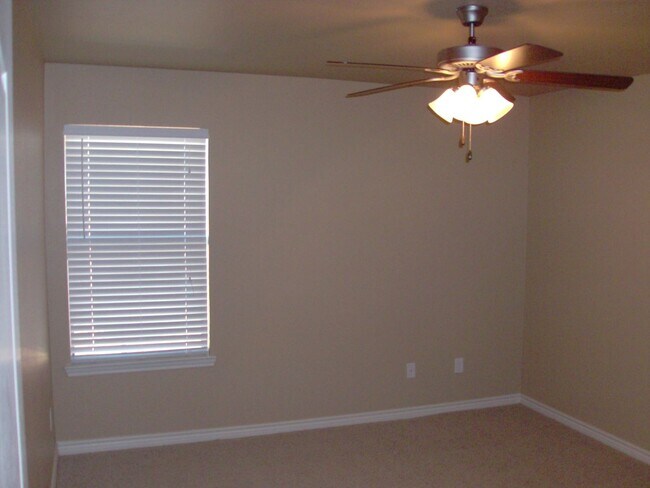 Building Photo - 4700 Passion Flower Loop