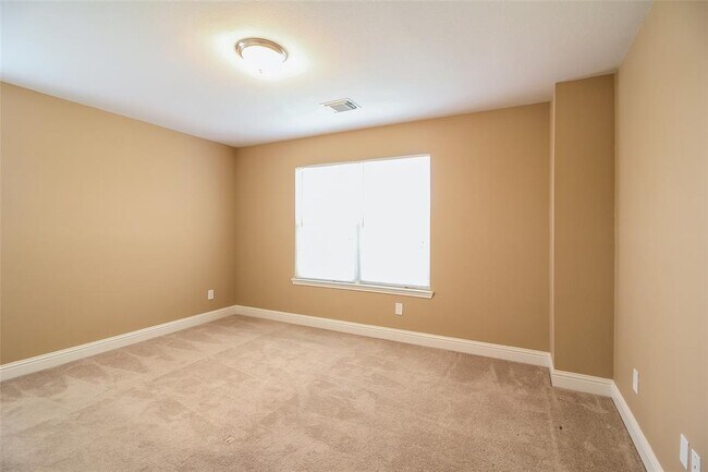 Building Photo - 18202 Cole Bridge Ct