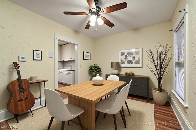 Building Photo - 37948 Barnes Ct