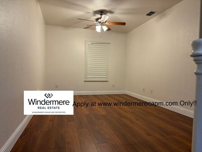 Building Photo - Hampton Village Beauty, A Very Desired Floor Plan!