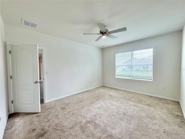 Building Photo - 632 Autumn Stream Dr