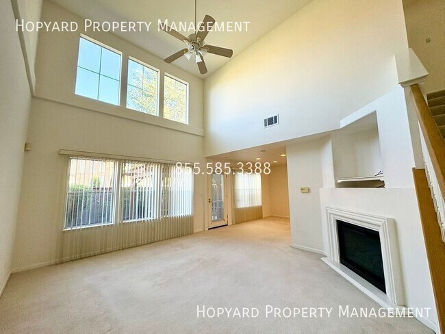 Building Photo - Milpitas Gem - Available for Immediate Mov...