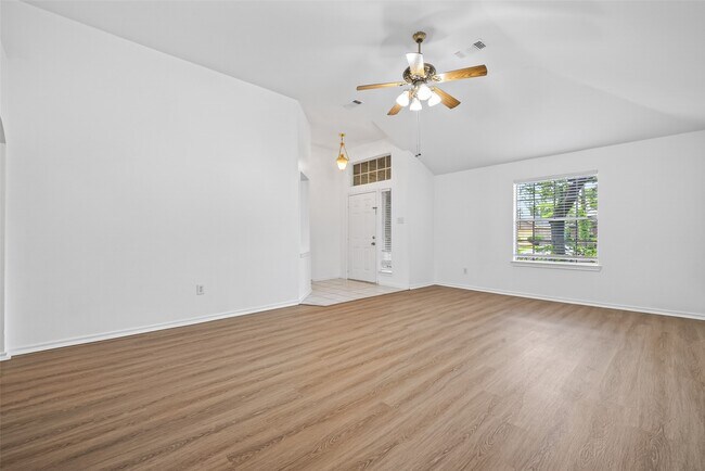 Building Photo - 10027 Encino Cove Ct