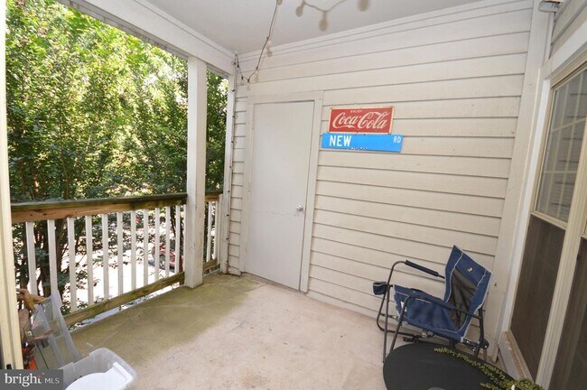 Building Photo - 3912 Penderview Dr