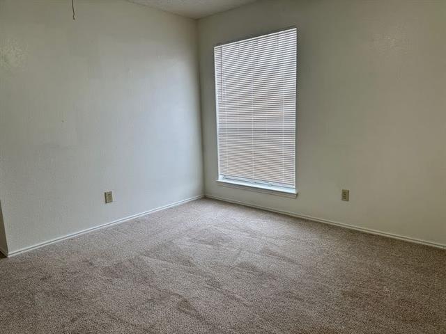 Building Photo - 8504 Willow Creek Ct
