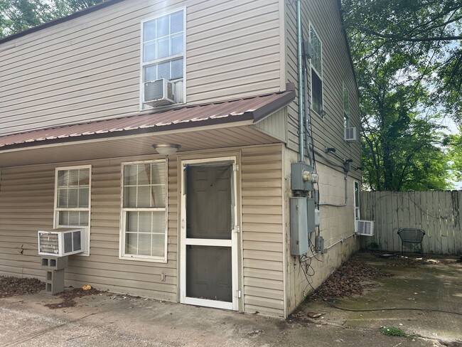 Primary Photo - 2508 11th Ct