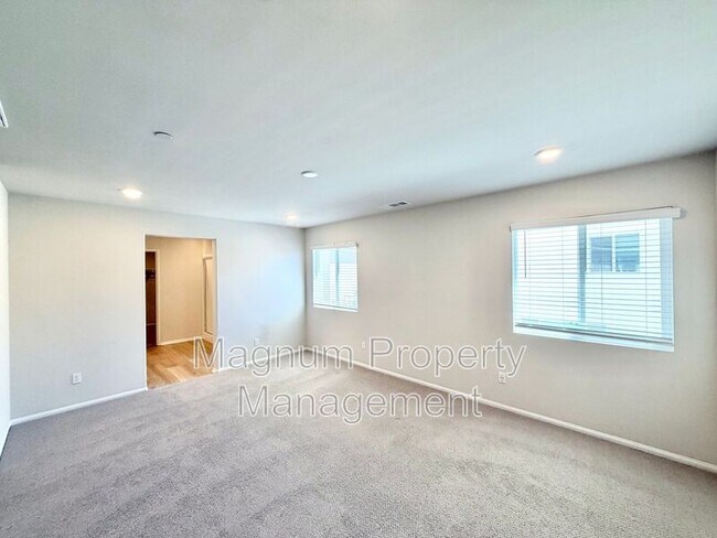 Building Photo - 36330 Albus Ave