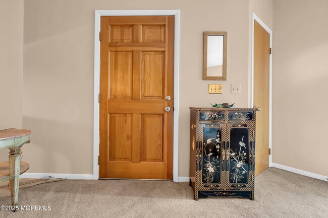 Building Photo - 4 Black Pine Ln