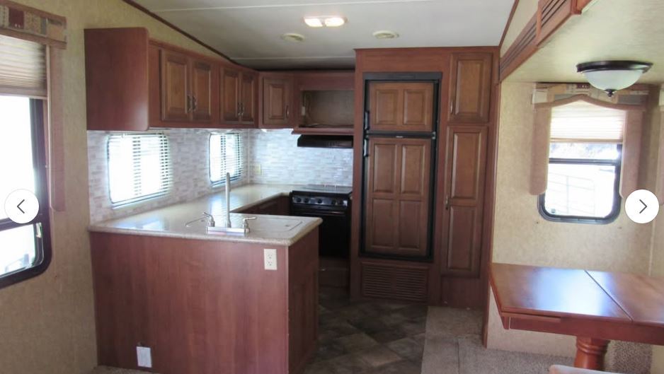 Building Photo - 745 Lee Road 600