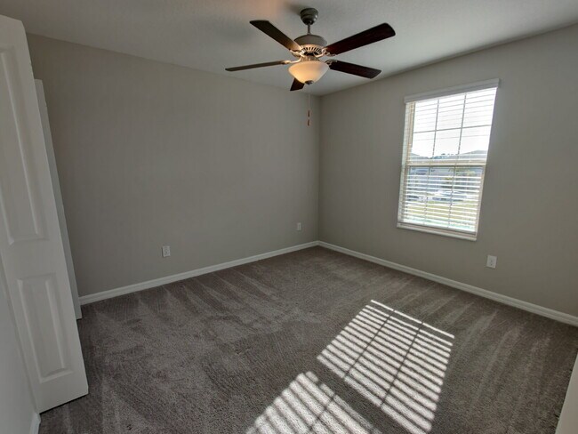 Building Photo - 7232 Samuel Ivy Dr