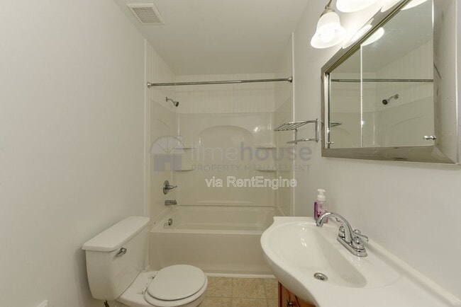 Building Photo - 290 Sedgefield Ave