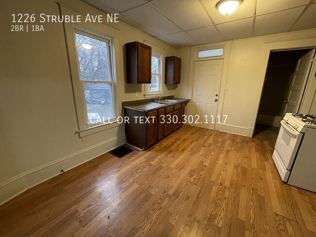 Building Photo - Two bedroom one bathroom first level apart...