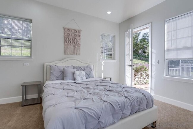 Building Photo - 1696 Gil Way