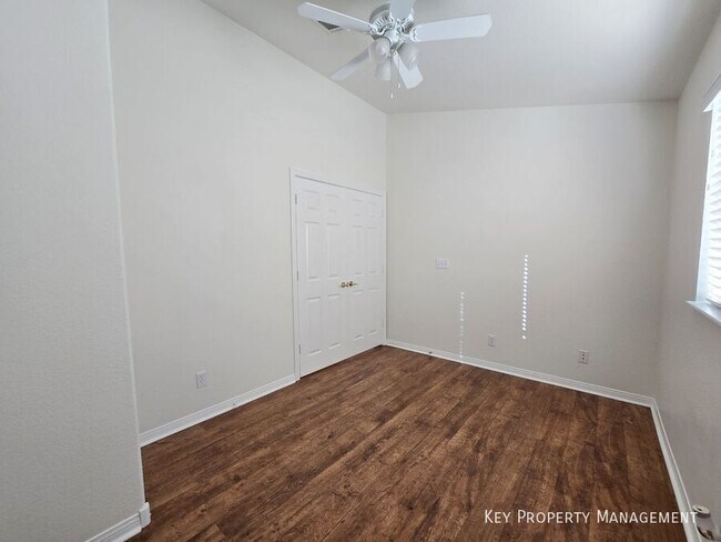 Building Photo - 1825 Imperial Cup Dr