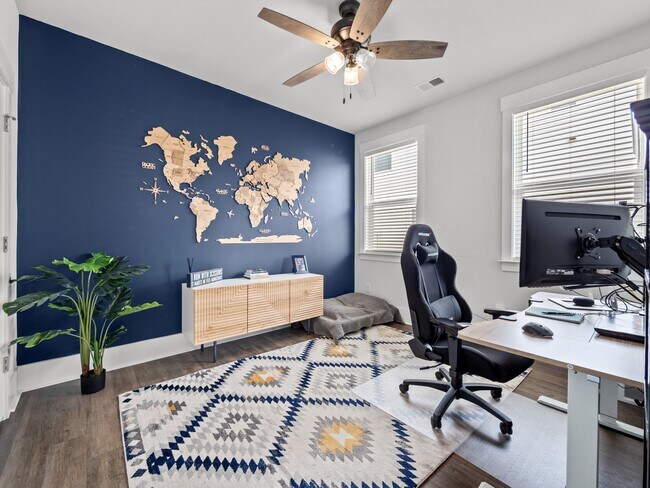 Building Photo - 338 Edgewater Wy