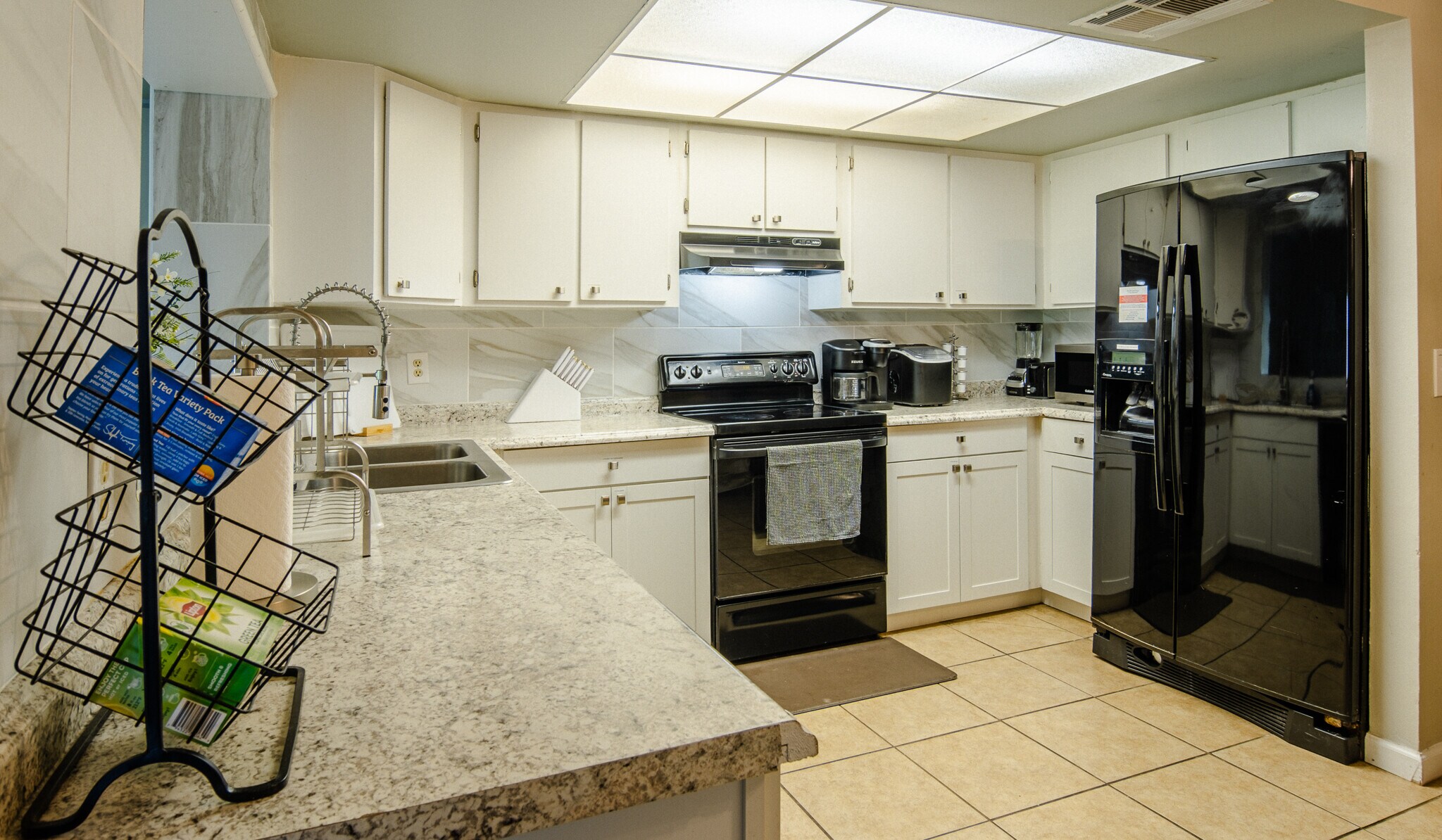 Building Photo - 888 Florida Pky
