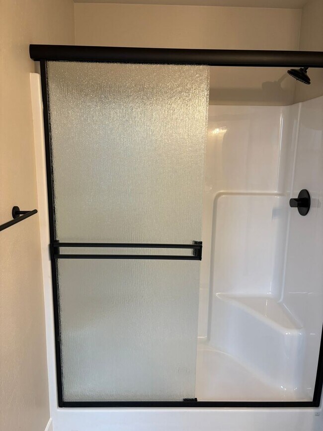 Building Photo - 7861 Houston Lp