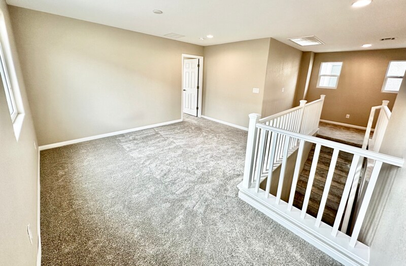Building Photo - 3953 Painted Lady Ave