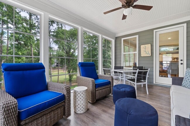 Building Photo - 1100 Hidden Hills Cir