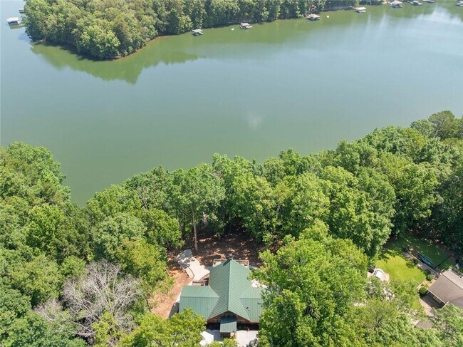 Building Photo - 5281 Laurel Ln