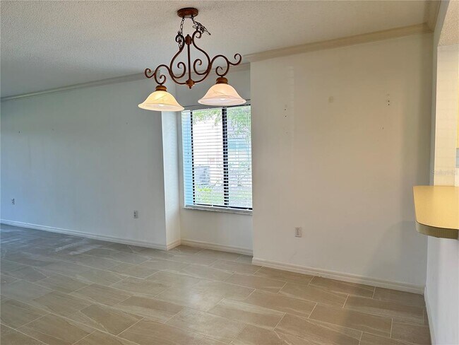 Building Photo - 6191 Timberlake Dr