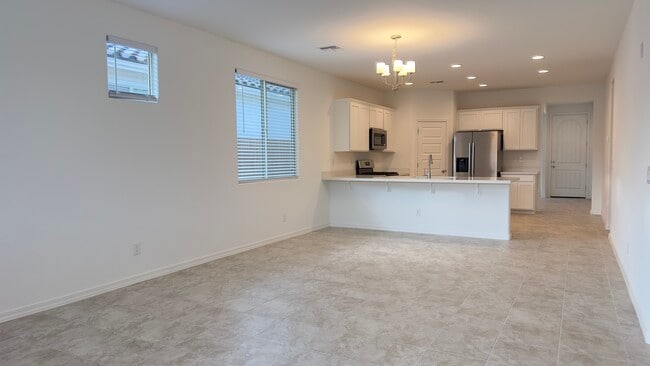 Building Photo - 16805 W Shangri La Rd