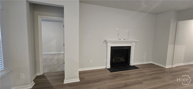 Building Photo - 107 Weyview Gdns