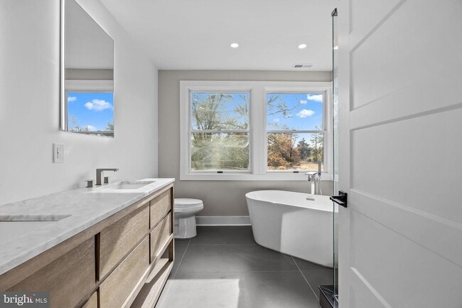 Building Photo - 271 Stoopville Rd