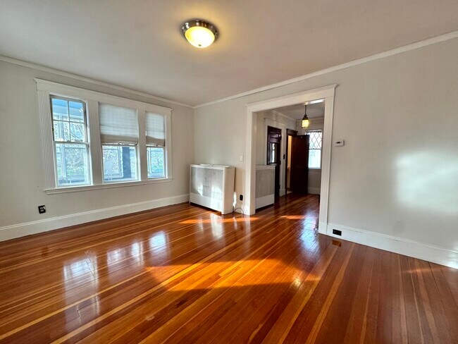 Building Photo - 40 Highland Ave
