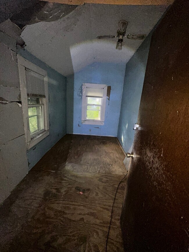 Building Photo - 8521 Clifton Ave