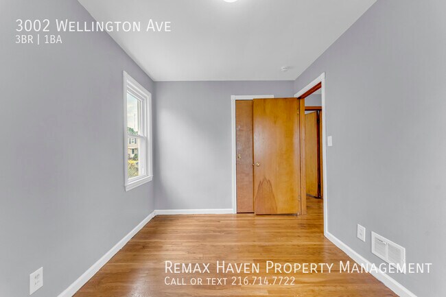 Building Photo - 3002 Wellington Ave