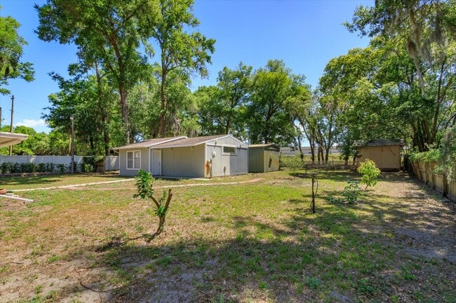 Building Photo - 3/1 Home With A Detached 1/1 Bd In-Law Suite And Detached Airconditioned Metal Storage