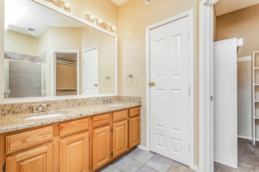 Building Photo - 1214 Lone Wolf Trail