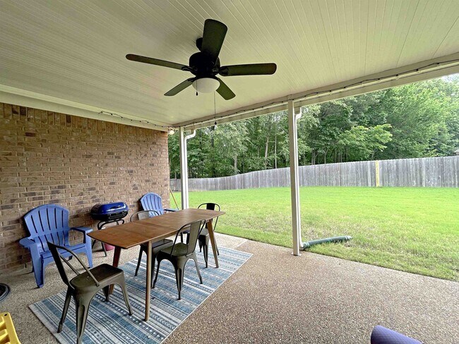 Building Photo - 3520 Gap Knoll Cove