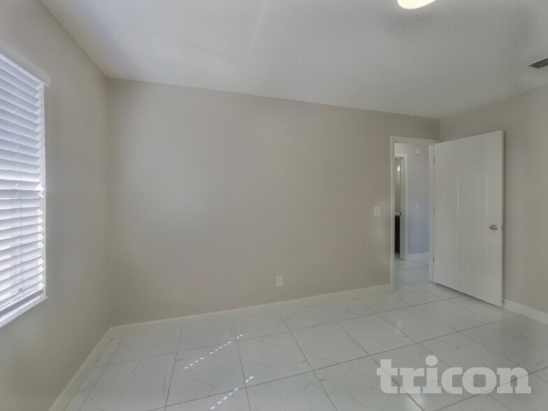 Building Photo - 2550 Mill Run Blvd