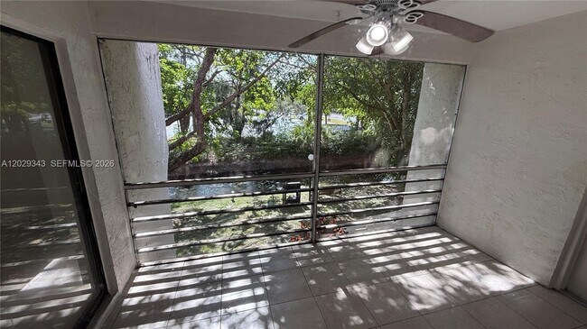 Building Photo - 3199 Coral Hills Dr