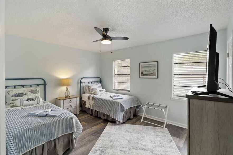 Building Photo - 400 William Hilton Pkwy