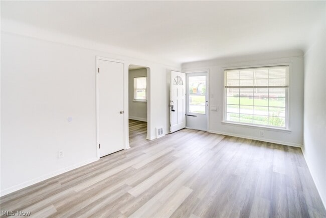 Building Photo - 4407 Woodway Ave