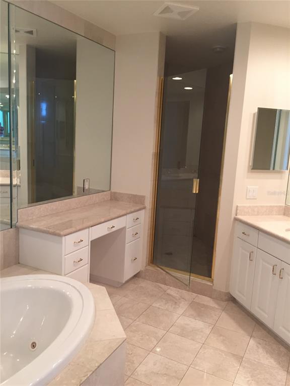 Building Photo - 11 San Marco St