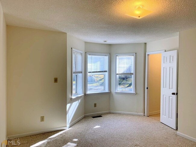 Building Photo - 363 Goose Creek Ln