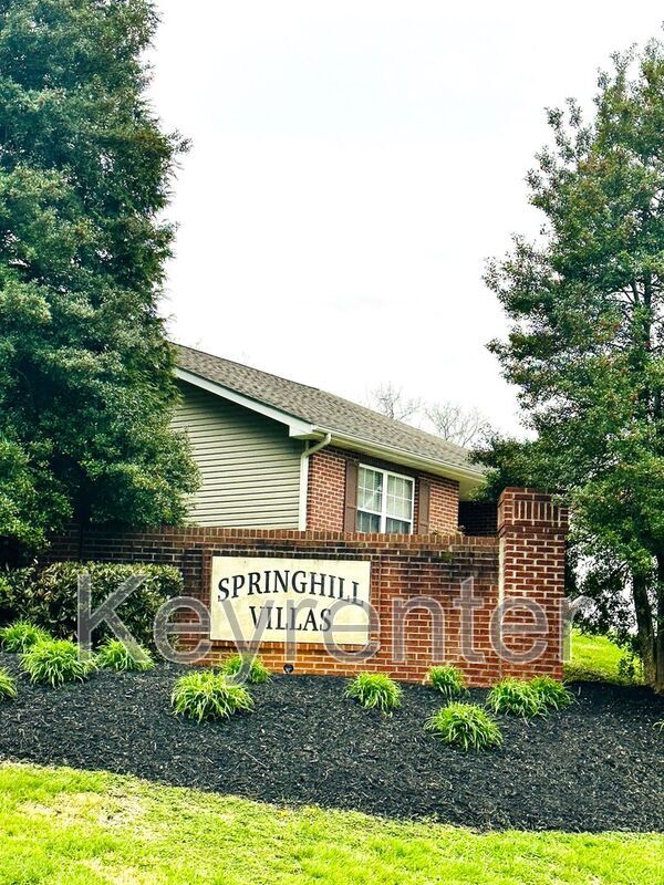 Building Photo - 947 Spring Park Rd