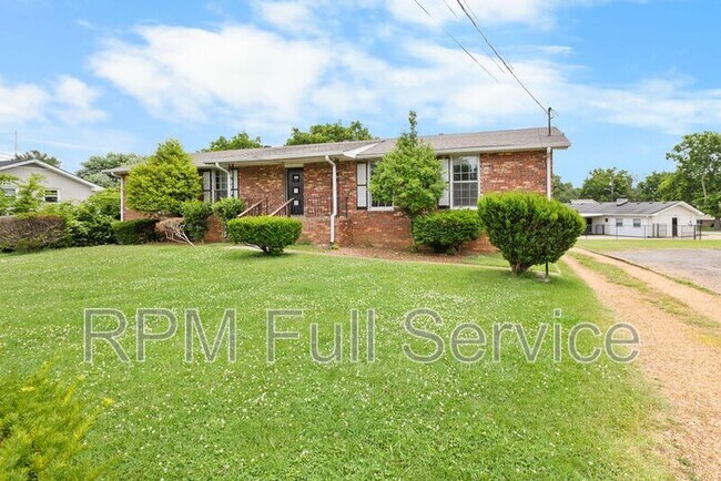 Building Photo - 3127 Larkspur Dr