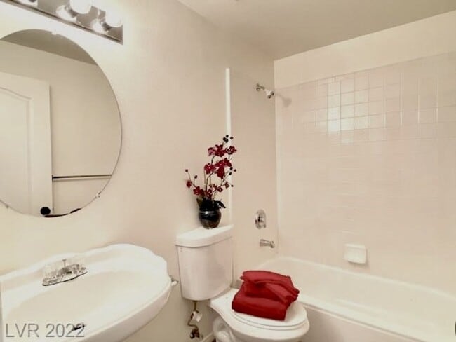 Building Photo - Available NOW. Gorgeous SW Las Vegas 4 bed...
