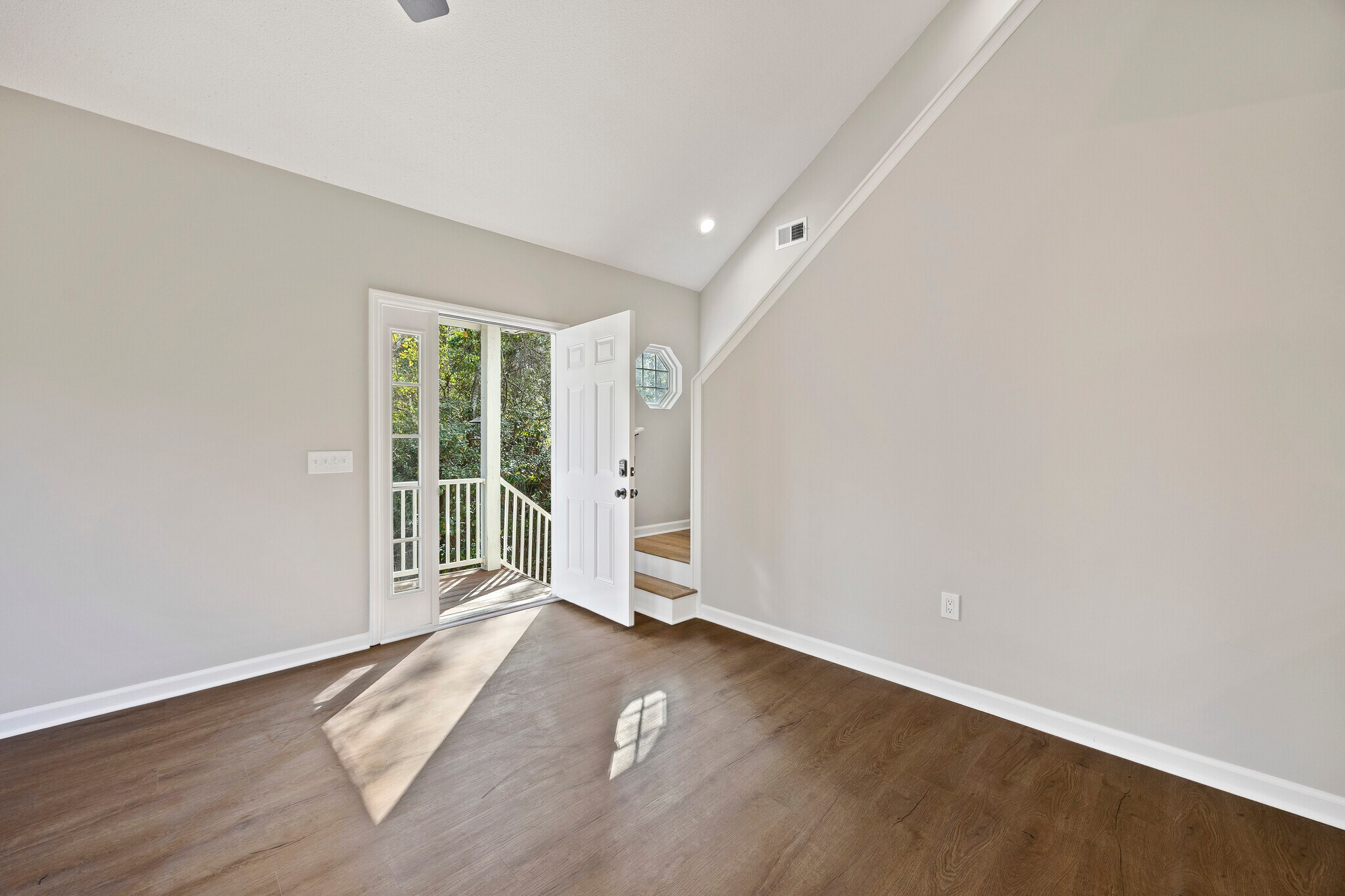 Building Photo - 40 Brittany Pl