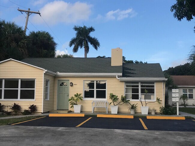 Building Photo - 4811 N Flagler Dr